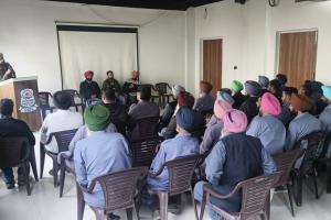 ਸੇਫ਼ ਸਕੂਲ ਵਾਹਨ ਪਾਲਿਸੀ ਤਹਿਤ ਸਕੂਲੀ ਵਾਹਨਾਂ ਦੀ  ਚੈਕਿੰਗ