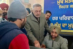 ਪੰਜਾਬ ਭਰ ‘ਚ ਮੁੱਖ ਮੰਤਰੀ ਸਿਹਤ ਯੋਜਨਾ ਸਬੰਧੀ ਰਜਿਸਟ੍ਰੇਸ਼ਨ ਮੁਹਿੰਮ ਜਾਰੀ