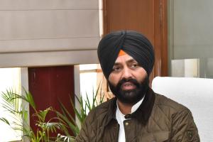 ਪੰਜਾਬ ਸਰਕਾਰ ਕੰਟਰੈਕਚੂਅਲ ਮੁਲਾਜ਼ਮਾਂ ਨੂੰ ਪੱਕਾ ਕਰਨ ਲਈ ਵਚਨਬੱਧ; ਜਾਇਜ ਮੰਗਾਂ ਦਾ ਛੇਤੀ ਹੱਲ ਕਰਾਂਗੇ: ਲਾਲਜੀਤ ਸਿੰਘ ਭੁੱਲਰ