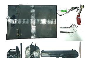 ਪੰਜਾਬ ਪੁਲਿਸ ਨੇ ਪਾਕਿ-ਅਧਾਰਤ ਮਾਡਿਊਲ ਦਾ ਪਰਦਾਫਾਸ਼ ਕਰਕੇ ਇੱਕ ਹੋਰ ਅੱਤਵਾਦੀ ਸਾਜ਼ਿਸ਼ ਨੂੰ ਕੀਤਾ ਨਾਕਾਮ; ਆਈਡੀ ਅਤੇ ਪਿਸਤੌਲ ਸਮੇਤ ਮੁਲਜ਼ਮ ਗ੍ਰਿਫ਼ਤਾਰ