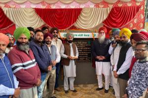 ਸਪੀਕਰ ਸ. ਕੁਲਤਾਰ ਸਿੰਘ ਸੰਧਵਾਂ ਨੇ ਪਿੰਡ ਕਲੇਰ ਵਿਖੇ ਲਿੰਕ ਸੜਕ ਦਾ ਨੀਂਹ ਪੱਥਰ ਰੱਖਿਆ