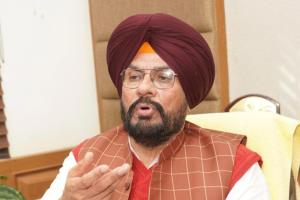 vਮੋਗਾ ਦੀ ਇਤਿਹਾਸਕ ਰੈਲੀ ਨੇ ਨਸ਼ਿਆਂ ਵਿਰੁੱਧ ਪੰਜਾਬ ਦੀ 'ਜੰਗ' ਦੇ ਦੂਜੇ ਪੜਾਅ ਦੀ ਕੀਤੀ ਸ਼ੁਰੂਆਤ, ਆਪਣੀਆਂ 'ਸਿਆਸੀ ਦੁਕਾਨਾਂ' ਬੰਦ ਹੋਣ ਦੇ ਡਰੋਂ ਵਿਰੋਧੀ ਧਿਰਾਂ ਘਬਰਾਈਆਂ: ਕੁਲਦੀਪ ਸਿੰਘ ਧਾਲੀਵਾਲ