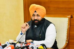 ਭਗਵੰਤ ਮਾਨ ਸਰਕਾਰ ਦੀ ਸਿੱਖਿਆ ਕ੍ਰਾਂਤੀ ਦੇ ਇਤਿਹਾਸਕ ਨਤੀਜੇ ਸਾਹਮਣੇ ਆਉਣ ਲੱਗੇ, ਸਰਕਾਰੀ ਸਕੂਲਾਂ ਦੇ 305 ਵਿਦਿਆਰਥੀ ਨੇ ਪਾਸ ਕੀਤਾ ਜੇ.ਈ.ਈ. ਮੇਨਜ਼ : ਹਰਜੋਤ ਸਿੰਘ ਬੈਂਸ