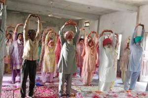 “ਸਾਡੇ ਬਜ਼ੁਰਗ ਸਾਡਾ ਮਾਣ” ਮੁਹਿੰਮ ਤਹਿਤ ਯੋਗਾ  ਕੈਂਪ ਲਗਾਇਆ ਗਿਆ