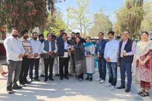 ਰੰਗਲਾ ਪੰਜਾਬ ਫੰਡ 'ਚ ਸਿਵਲ ਹਸਪਤਾਲ ਨੂੰ ਮਿਲੀਆਂ  2 ਐਂਬੂਲੈਂਸਾਂ