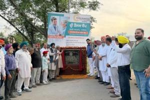 ਵਿਧਾਇਕ ਸ਼ੈਰੀ ਕਲਸੀ ਨੇ ਪਿੰਡ ਕਲੇਰ ਕਲਾਂ ਵਿਖੇ ਪਿੰਡ ਵਾਸੀਆਂ ਦੀ ਮੌਜੂਦਗੀ ਵਿੱਚ ਵਿਕਾਸ ਕੰਮ ਸ਼ੁਰੂ ਕਰਵਾਏ