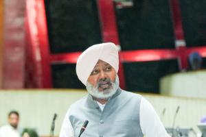 ਭਾਰਤ ਦੇ ਹਿੱਤਾਂ ਦੀ ਰਾਖੀ ਕਰਨ ਲਈ ਮੋਦੀ ਸਰਕਾਰ ਕੋਲ ਹਿੰਮਤ ਨਹੀਂ, ਵਿਦੇਸ਼ੀ ਤਾਕਤਾਂ ਸਾਡੀ 'ਕਮਜ਼ੋਰ' ਵਿਦੇਸ਼ ਨੀਤੀ ਨੂੰ ਸ਼ਰੇਆਮ ਡਰਾਉਂਦੀਆਂ ਹਨ: ਹਰਪਾਲ ਸਿੰਘ ਚੀਮਾ