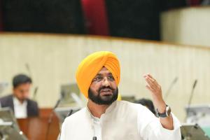 ਮਾਨ ਸਰਕਾਰ ਨੇ ਉਸਾਰੀ ਕਿਰਤੀਆਂ ਦੀਆਂ ਅਰਜ਼ੀਆਂ ਦੇ ਨਿਪਟਾਰੇ ਦਾ ਸਮਾਂ 165 ਦਿਨਾਂ ਤੋਂ ਘਟਾ ਕੇ 62 ਦਿਨ ਕੀਤਾ: ਕਿਰਤ ਮੰਤਰੀ ਤਰੁਨਪ੍ਰੀਤ ਸਿੰਘ ਸੌਂਦ