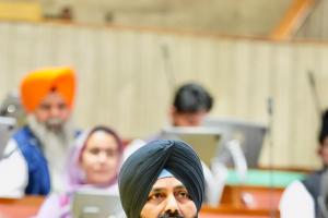 ਪ੍ਰਸਤਾਵਿਤ ਭਾਰਤ–ਅਮਰੀਕਾ ਵਪਾਰ ਸਮਝੌਤਾ ਪੰਜਾਬ ਦੀ ਖੇਤੀਬਾੜੀ ਅਰਥਵਿਵਸਥਾ ਨੂੰ ਨੁਕਸਾਨ ਪਹੁੰਚਾ ਸਕਦਾ ਹੈ ਅਤੇ ਪਿੰਡਾਂ ਦੀ ਰੋਜ਼ੀ-ਰੋਟੀ ’ਤੇ ਅਸਰ ਪਾ ਸਕਦਾ ਹੈ: ਲਾਲਜੀਤ ਸਿੰਘ ਭੁੱਲਰ