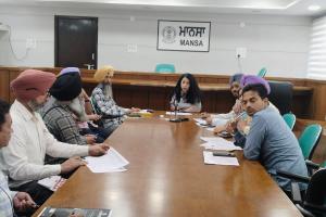 ਮੁੱਖ ਮੰਤਰੀ ਸਿਹਤ ਯੋਜਨਾ: ਲਾਭਪਾਤਰੀਆਂ ਦੀ ਰਜਿਸਟ੍ਰੇਸ਼ਨ ਪੱਖੋਂ ਜ਼ਿਲ੍ਹਾ ਮਾਨਸਾ ਸੂਬੇ ਭਰ ਵਿੱਚੋਂ ਮੋਹਰੀ ਬਣਿਆ