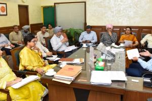 ਪੰਜਾਬ ਨੇ ਭੋਜਨ ਪਦਾਰਥਾਂ ਦੀ ਜਾਂਚ ਲਈ ਵਿਸ਼ਾਲ ਰਾਜ ਵਿਆਪੀ ਮੁਹਿੰਮ ਵਿੱਢੀ; ਸਿਹਤ ਮੰਤਰੀ ਨੇ ਮਿਆਰੀ ਭੋਜਨ ਪਦਾਰਥਾਂ ਪ੍ਰਤੀ ਵਚਨਬੱਧਤਾ ਦੁਹਰਾਈ