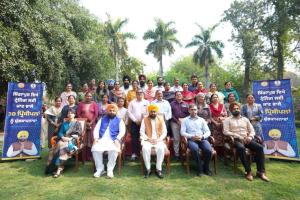 ਮੁੱਖ ਮੰਤਰੀ ਭਗਵੰਤ ਸਿੰਘ ਮਾਨ ਨੇ ਸਿੰਗਾਪੁਰ ਟ੍ਰੇਨਿੰਗ ਲਈ ਪ੍ਰਿੰਸੀਪਲਾਂ ਦੇ ਅੱਠਵੇਂ ਬੈਚ ਨੂੰ ਰਵਾਨਾ ਕੀਤਾ, ਵਿਸ਼ਵ ਪੱਧਰੀ ਸਿਖਲਾਈ ਲਈ ਹੁਣ ਤੱਕ 234 ਪ੍ਰਿੰਸੀਪਲ ਭੇਜੇ