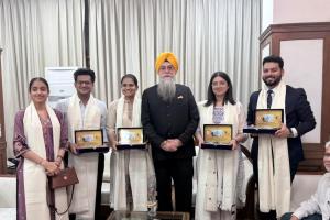 ਸਪੀਕਰ ਨੇ ਸਿਵਲ ਸੇਵਾਵਾਂ ਪ੍ਰੀਖਿਆ ਦੇ ਸਫ਼ਲ ਵਿਦਿਆਰਥੀਆਂ ਨੂੰ ਪੰਜਾਬ ਵਿਧਾਨ ਸਭਾ ਵਿੱਚ ਕੀਤਾ ਸਨਮਾਨਿਤ