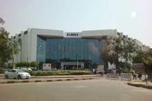 ELANTE ਮਾਲ 'ਚ ਖਾਣੇ 'ਚੋਂ ਨਿਕਲਿਆ ਕੀੜਾ, ਪਰਿਵਾਰ ਨੇ ਮਚਾਇਆ ਹੰਗਾਮਾ