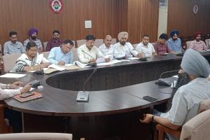 ਵਧੀਕ ਡਿਪਟੀ ਕਮਿਸ਼ਨਰ ਨੇ ਟਰੇਡਰਜ਼ ਕਮਿਸ਼ਨ ਨਾਲ ਸਬੰਧਤ ਸ਼ਿਕਾਇਤਾਂ ਦਾ ਹਰ ਸੰਭਵ ਹੱਲ ਕਰਨ ਦੇ ਦਿੱਤੇ ਨਿਰਦੇਸ਼