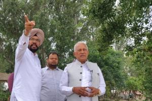 ਬਰਿੰਦਰ ਕੁਮਾਰ ਗੋਇਲ ਵੱਲੋਂ ਬੀ.ਓ.ਪੀ. ਸ਼ਾਹਪੁਰ ਵਿਖੇ ਰਾਵੀ ਦਰਿਆ ਦੇ ਧੁੱਸੀ ਬੰਨ੍ਹ 'ਤੇ ਚਲ ਰਹੇ ਹੜ੍ਹ ਸੁਰੱਖਿਆ ਪ੍ਰਬੰਧਾਂ ਦਾ ਜਾਇਜ਼ਾ