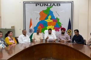 ਪੰਜਾਬ ਖਾਦੀ ਅਤੇ ਗਰਾਮ ਉਦਯੋਗ ਬੋਰਡ ਦੀ ਵਿੱਤੀ ਸਾਲ 2025-26 ਦੀਆਂ ਪ੍ਰਾਪਤੀਆ ਅਤੇ ਯੋਜਨਾਵਾਂ ਦੀ ਪ੍ਰਗਤੀ ਦੀ ਸਮੀਖਿਆ