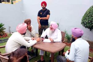 ਸਪੀਕਰ ਸੰਧਵਾਂ ਵੱਲੋਂ ਕੋਟਕਪੂਰਾ ਵਿਖੇ ਲੋਕ ਮਿਲਣੀ - ਲੋਕਾਂ ਦੀਆਂ ਸਮੱਸਿਆਵਾਂ ਸੁਣ ਕੇ ਤੁਰੰਤ ਨਿਪਟਾਰੇ ਲਈ ਦਿੱਤੇ ਨਿਰਦੇਸ਼