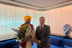 ਪੰਜਾਬ ਦੇ ਉਦਯੋਗਿਕ ਵਿਕਾਸ ਨੂੰ ਹੁਲਾਰਾ ਦੇਣ ਅਤੇ ਆਲਮੀ ਨਿਵੇਸ਼ ਨੂੰ ਆਕਰਸ਼ਿਤ ਕਰਨ ਲਈ ਮੁੱਖ ਮੰਤਰੀ ਭਗਵੰਤ ਸਿੰਘ ਮਾਨ ਅੱਜ ਤੋਂ ਨੀਦਰਲੈਂਡ ਦੇ ਦੌਰੇ 'ਤੇ