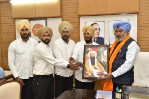 ਵਿੱਤ ਮੰਤਰੀ ਹਰਪਾਲ ਸਿੰਘ ਚੀਮਾ ਵੱਲੋਂ ਸਿਹਤ ਵਿਭਾਗ ਨੂੰ ਆਸ਼ਾ ਵਰਕਰਾਂ ਅਤੇ ਫੈਸਿਲੀਟੇਟਰਾਂ ਦੇ ਮਾਣ ਭੱਤੇ ਵਧਾਉਣ ਲਈ ਕੇਂਦਰ ਸਰਕਾਰ ਤੱਕ ਪਹੁੰਚ ਕਰਨ ਦੇ ਨਿਰਦੇਸ਼