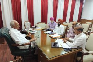 ਬਰਿੰਦਰ ਕੁਮਾਰ ਗੋਇਲ ਵੱਲੋਂ ਗ਼ੈਰ-ਕਾਨੂੰਨੀ ਮਾਈਨਿੰਗ ਵਿਰੁੱਧ ਸਖ਼ਤ ਕਦਮ, ਫ਼ਲਾਇੰਗ ਸਕੁਐਡ ਅਤੇ ਤਕਨੀਕ ਆਧਾਰਤ ਨਿਗਰਾਨੀ ਦੇ ਹੁਕਮ