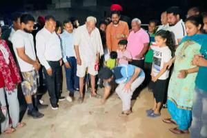 ਵਿਧਾਇਕ ਸ਼ੈਰੀ ਕਲਸੀ ਵਲੋਂ ਵਾਰਡ ਨੰਬਰ 30 ਵਿੱਚ ਮਲਾਵੇ ਦੀ ਕੋਠੀ ਵਿਖੇ ਗਲੀਆਂ ਬਣਾਉਣ ਦੀ ਕਰਵਾਈ ਸ਼ੁਰੂਆਤ