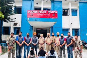 ਬਟਾਲਾ ਦੋਹਰਾ ਕਤਲ ਕਾਂਡ: ਗੈਂਗਸਟਰ ਹੈਪੀ ਜੱਟ ਦੇ ਤਿੰਨ ਕਾਰਕੁਨ ਭੂਟਾਨ ਭੱਜਣ ਦੀ ਕੋਸ਼ਿਸ਼ ਕਰਦੇ ਸਮੇਂ ਅੰਤਰਾਸ਼ਟਰੀ ਸਰਹੱਦ ਤੋਂ ਗ੍ਰਿਫ਼ਤਾਰ
