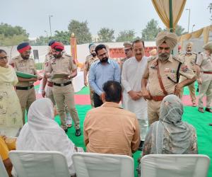 ਦੇਸ਼ ਦੀ ਏਕਤਾ ਅਤੇ ਅਖੰਡਤਾ ਨੂੰ ਬਰਕਰਾਰ ਰੱਖਣ ਲਈ ਕੀਮਤੀ ਜਾਨਾਂ ਗਵਾਉਣ ਵਾਲਿਆਂ *ਤੇ ਸਾਨੂੰ ਮਾਣ -ਐਸ.ਐਸ.ਪੀ