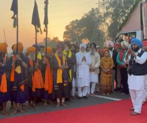  ਸ੍ਰੀਨਗਰ ਤੋਂ ਅਰੰਭ ਹੋਏ ਨਗਰ ਕੀਰਤਨ ਦਾ ਪਠਾਨਕੋਟ ਵਿਖੇ ਜੈਕਾਰਿਆਂ ਦੀ ਗੂੰਜ ਨਾਲ ਸਵਾਗਤ