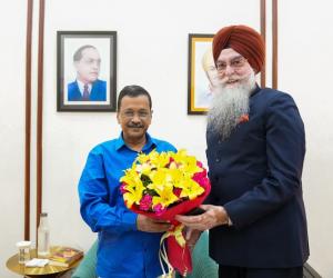 ਸਪੀਕਰ ਨੇ ਆਪ ਦੇ ਰਾਸ਼ਟਰੀ ਕਨਵੀਨਰ ਅਰਵਿੰਦ ਕੇਜਰੀਵਾਲ ਨੂੰ ਸ੍ਰੀ ਆਨੰਦਪੁਰ ਸਾਹਿਬ ਵਿਖੇ ਹੋਣ ਵਾਲੇ ਪੰਜਾਬ ਵਿਧਾਨ ਸਭਾ ਦੇ ਵਿਸ਼ੇਸ਼ ਸੈਸ਼ਨ ਵਿੱਚ ਸ਼ਾਮਲ ਹੋਣ ਲਈ ਸੱਦਾ ਦਿੱਤਾ