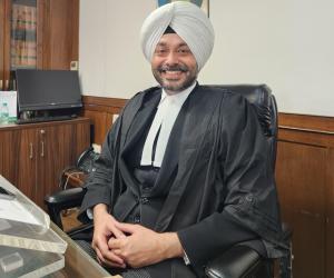 ਪੰਜਾਬ ਐਡਵੋਕੇਟ ਜਨਰਲ ਮਨਿੰਦਰਜੀਤ ਸਿੰਘ ਬੇਦੀ ਸੀਨੀਅਰ ਐਡਵੋਕੇਟ ਵਜੋਂ ਨਾਮਜ਼ਦ