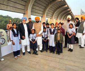 ਕੈਬਨਿਟ ਮੰਤਰੀ ਤਰੁਨਪ੍ਰੀਤ ਸਿੰਘ ਸੌਂਦ, ਵਿਧਾਇਕ ਬੁੱਧ ਰਾਮ ਨੇ ਸੰਗਤ ਨਾਲ ਲਗਾਇਆ ਗਾਈਡਡ ਵਿਰਾਸਤੀ ਟੂਰ