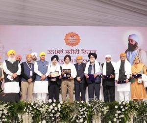 350ਵੇਂ ਸ਼ਹੀਦੀ ਦਿਹਾੜੇ ਨੂੰ ਸਮਰਪਿਤ ਬਾਬਾ ਬੁੱਢਾ ਦਲ ਛਾਉਣੀ ਵਿਖੇ ਕਰਵਾਇਆ ਵਿਸ਼ੇਸ਼ ਕਵੀ, ਢਾਡੀ ਤੇ ਕਵੀਸ਼ਰ ਦਰਬਾਰ