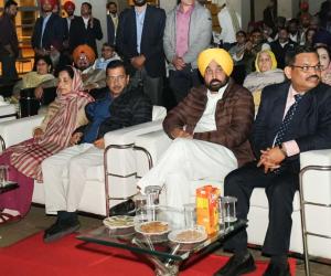 ਮੁੱਖ ਮੰਤਰੀ ਭਗਵੰਤ ਸਿੰਘ ਮਾਨ ਅਤੇ ਅਰਵਿੰਦ ਕੇਜਰੀਵਾਲ ਨੇ ਸ੍ਰੀ ਗੁਰੂ ਤੇਗ਼ ਬਹਾਦਰ ਜੀ ਦੀ ਅਪਾਰ ਮਹਿਮਾ ਨੂੰ ਸਮਰਪਿਤ ਡਰੋਨ ਸ਼ੋਅ ‘ਚ ਸ਼ਿਰਕਤ ਕੀਤੀ