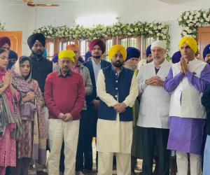 ਸ੍ਰੀ ਗੁਰੂ ਤੇਗ਼ ਬਹਾਦਰ ਜੀ ਦੇ 350ਵੇਂ ਸ਼ਹੀਦੀ ਦਿਹਾੜੇ ਨੂੰ ਸਮਰਪਿਤ ਲੜੀਵਾਰ ਸਮਾਗਮਾਂ ਦੀ ਸੰਪੂਰਨਤਾ ਮੌਕੇ ਰਾਜ ਪੱਧਰੀ ਸਮਾਗਮ ਵਿੱਚ ਭਗਵੰਤ ਸਿੰਘ ਮਾਨ ਅਤੇ ਅਰਵਿੰਦ ਕੇਜਰੀਵਾਲ ਨੇ ਸੰਗਤ ਨਾਲ ਕੀਤੀ ਸ਼ਿਰਕਤ