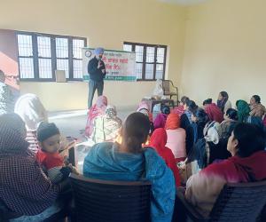 ਢੀਂਗਰੀ ਖੁੰਭ ਦੀ ਕਾਸ਼ਤ ਨੂੰ ਉਤਸ਼ਾਹਤ ਕਰਨ ਦੇ ਮੰਤਵ ਨਾਲ ਬਾਗਬਾਨੀ ਵਿਭਾਗ ਵਲੋਂ ਪਿੰਡ ਦਬੁਰਜੀ ਵਿਖੇ ਕੈਂਪ ਆਯੋਜਿਤ ਕੀਤਾ  