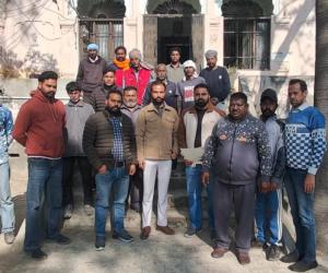 ਧਨੌਲਾ ਵਿਖੇ ਠੋਸ ਕੂੜਾ ਸਾੜਨ ਤੋਂ ਰੋਕਣ ਲਈ ਜਾਗਰੂਕਤਾ ਅਭਿਆਨ ਕੀਤਾ ਗਿਆ