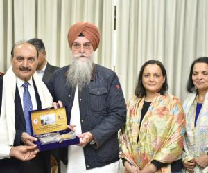 ਪੰਜਾਬ ਵਿਧਾਨ ਸਭਾ ਸਪੀਕਰ ਵੱਲੋਂ ਬ੍ਰਿਟਿਸ਼ ਕੋਲੰਬੀਆ ਦੇ ਸਪੀਕਰ ਨਾਲ ਮੁਲਾਕਾਤ, ਦੋਵਾਂ ਦੇਸ਼ਾਂ ਦਰਮਿਆਨ ਸਬੰਧਾਂ ਨੂੰ ਹੋਰ ਮਜ਼ਬੂਤ ਕਰਨ ਲਈ ਕੀਤਾ ਵਿਚਾਰ-ਵਟਾਂਦਰਾ