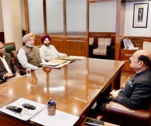 ਮੋਹਿੰਦਰ ਭਗਤ ਵੱਲੋਂ ਸਾਬਕਾ ਸੈਨਿਕਾਂ ਦੇ ਮਸਲੇ ਪਹਿਲ ਦੇ ਆਧਾਰ ’ਤੇ ਹੱਲ ਕਰਨ ਦੇ ਹੁਕਮ