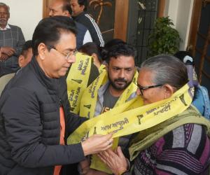 ਆਪ ਪ੍ਰਧਾਨ ਅਮਨ ਅਰੋੜਾ ਦੀ ਅਗਵਾਈ ਵਿੱਚ ਸਾਬਕਾ ਨਗਰ ਕੌਂਸਲਰ ਯਾਦਵਿੰਦਰ ਸਿੰਘ ਨਿਰਮਾਣ ਅਕਾਲੀ ਦਲ ਛੱਡ ਕੇ ਆਮ ਆਦਮੀ ਪਾਰਟੀ ਵਿੱਚ ਸ਼ਾਮਲ