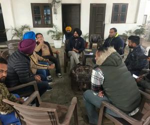 ਵਿਧਾਇਕ ਐਡਵੋਕੈਟ ਅਮਰਪਾਲ ਸਿੰਘ ਨੇ ਲੋਕ ਮਿਲਣੀ ਰਾਹੀਂ ਲੋਕਾਂ ਦੀਆਂ ਮੁਸ਼ਕਿਲਾਂ ਸੁਣਕੇ ਕੀਤੀਆਂ ਹੱਲ