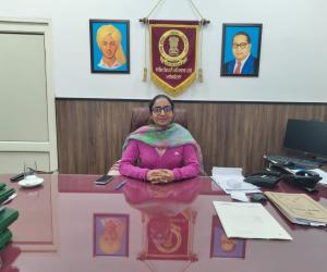 ਜ਼ਿਲ੍ਹਾ ਪ੍ਰੀਸ਼ਦ ਅਤੇ ਬਲਾਕ ਸੰਮਤੀ ਦੀਆਂ ਚੋਣਾਂ ਦੇ ਲੋੜੀਂਦੇ ਪ੍ਰਬੰਧਾਂ ਹਿਤ 13 ਦਸੰਬਰ ਨੂੰ 7 ਪਬਲਿਕ ਸਕੂਲਾਂ ਵਿੱਚ ਛੁੱਟੀ