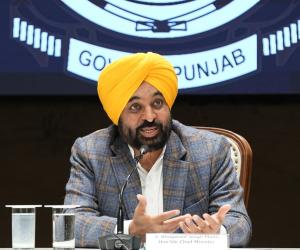 ਆਮ ਆਦਮੀ ਦੀ ਭਲਾਈ ਲਈ ਹਰ ਸੰਭਵ ਕੋਸ਼ਿਸ਼ ਕਰੋ: ਮੁੱਖ ਮੰਤਰੀ ਭਗਵੰਤ ਸਿੰਘ ਮਾਨ ਵੱਲੋਂ ਆਲ ਇੰਡੀਆ ਤੇ ਕੇਂਦਰੀ ਸੇਵਾਵਾਂ ਦੇ ਅਧਿਕਾਰੀਆਂ ਨੂੰ ਅਪੀਲ