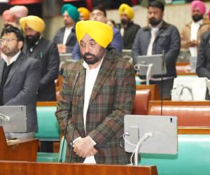 ਮੁੱਖ ਮੰਤਰੀ ਭਗਵੰਤ ਸਿੰਘ ਮਾਨ ਦੀ ਅਗਵਾਈ ਵਿੱਚ ਸਦਨ ਵੱਲੋਂ ਚਾਰ ਸਾਹਿਬਜ਼ਾਦਿਆਂ ਦੀ ਲਾਸਾਨੀ ਸ਼ਹਾਦਤ ਨੂੰ ਸ਼ਰਧਾ ਤੇ ਸਤਿਕਾਰ ਭੇਟ