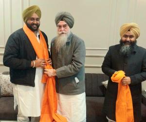 ਸਪੀਕਰ ਸੰਧਵਾਂ ਵੱਲੋਂ ਪਿੰਡ ਸੰਧਵਾਂ ਵਿਖੇ ਆਮ ਆਦਮੀ ਪਾਰਟੀ ਯੂਥ ਵਿੰਗ ਦੇ ਬਲਾਕ ਪ੍ਰਧਾਨਾਂ ਨਾਲ ਮੀਟਿੰਗ