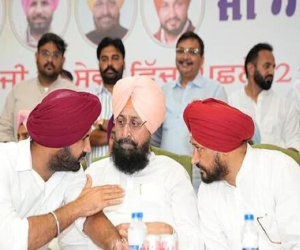 ਪੰਜਾਬ ਕਾਂਗਰਸ 'ਚ ਮੁੜ ਸ਼ੁਰੂ ਹੋ ਗਈ CM ਚਿਹਰੇ ਦੀ ਲੜਾਈ, ਕੌਣ ਦਾਅਵੇਦਾਰ ?