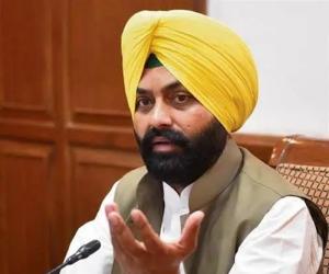 ਪੰਜਾਬ ਦੀਆਂ ਬੱਸਾਂ ਵਿੱਚ ਪਾਰਦਰਸ਼ਤਾ, ਕੁਸ਼ਲਤਾ ਅਤੇ ਯਾਤਰੀਆਂ ਦੀਆਂ ਸਹੂਲਤਾਂ ਵਿੱਚ ਵਾਧਾ ਕਰੇਗੀ ਸਮਾਰਟ ਟਿਕਟਿੰਗ: ਲਾਲਜੀਤ ਸਿੰਘ ਭੁੱਲਰ