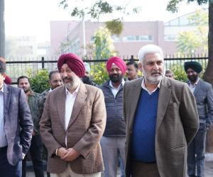 ਲਾਲ ਚੰਦ ਕਟਾਰੂਚੱਕ ਅਨਾਜ ਭਵਨ ਵਿਖੇ ਲੋਹੜੀ ਦੇ ਜਸ਼ਨ ਵਿੱਚ ਸ਼ਾਮਲ ਹੋਏ