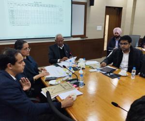 ਬਰਿੰਦਰ ਕੁਮਾਰ ਗੋਇਲ ਵੱਲੋਂ ਲੀਗਲ ਮਾਈਨਿੰਗ ਸਾਈਟਾਂ ਸਬੰਧੀ ਸਾਰੀਆਂ ਪ੍ਰਵਾਨਗੀਆਂ ਤੁਰੰਤ ਜਾਰੀ ਕਰਨ ਅਤੇ ਗ਼ੈਰ-ਕਾਨੂੰਨੀ ਮਾਈਨਿੰਗ ਵਿਰੁੱਧ ਸਖ਼ਤ ਕਾਰਵਾਈ ਦੇ ਨਿਰਦੇਸ਼