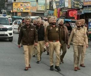 ਗਣਤੰਤਰ ਦਿਵਸ ਦੀ ਪੂਰਵ ਸੰਧਿਆ 'ਤੇ ਪੰਜਾਬ ਪੁਲਿਸ ਵੱਲੋਂ ਸੂਬੇ ਭਰ ‘ਚ ਫਲੈਗ ਮਾਰਚ